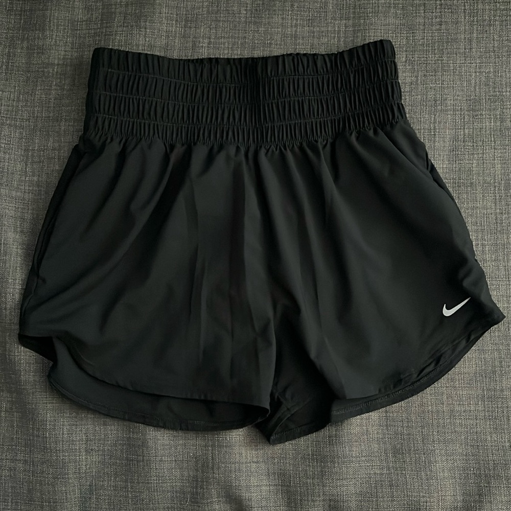 Nike High Rise athletic